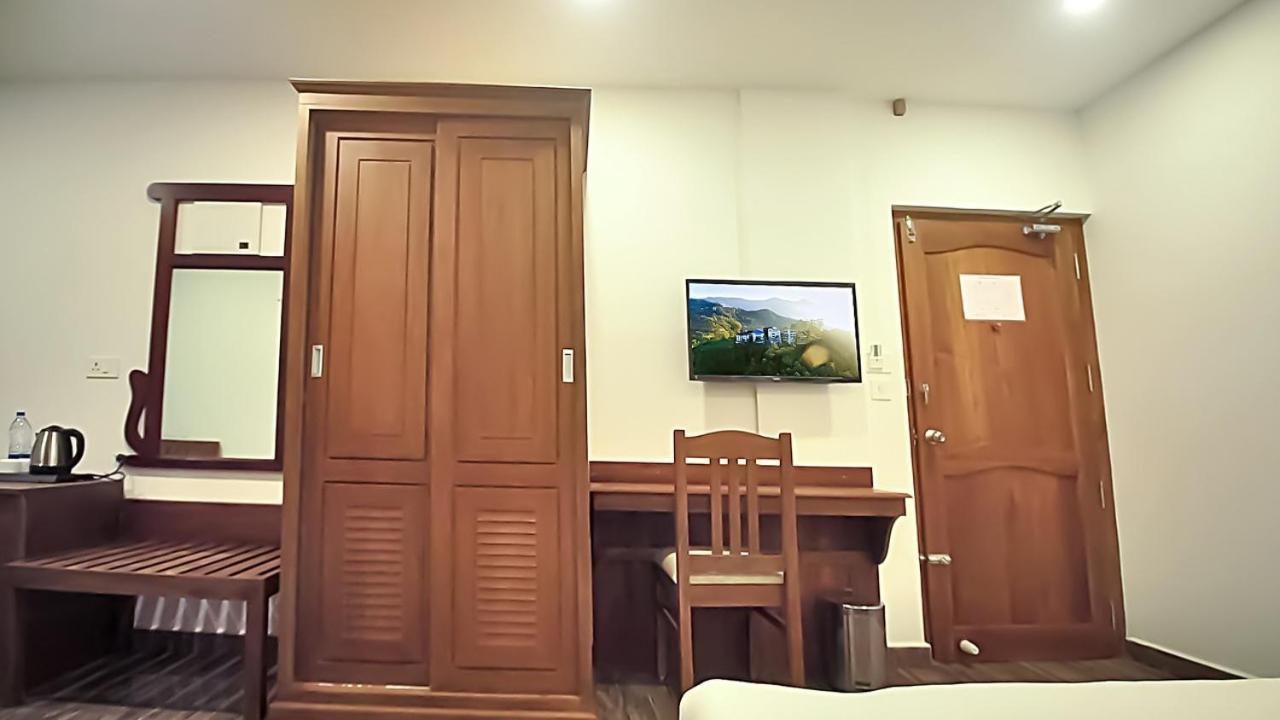 Princess De Munnar - 3 Star Hotel Thiruvananthapuram ภายนอก รูปภาพ
